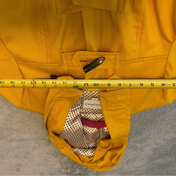 Banana Republic Jacket - Picture 5 of 9